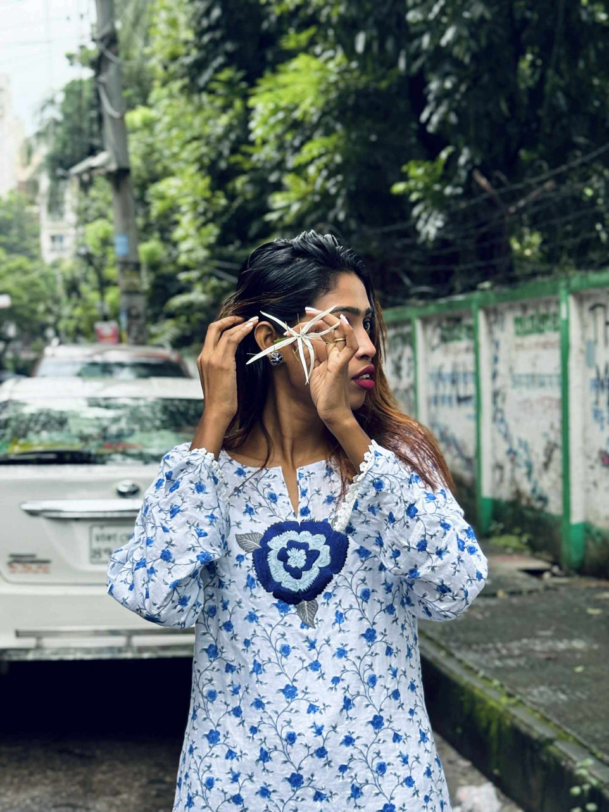 Shadanil (সাদানীল) - Light Cotton Short Kurti
