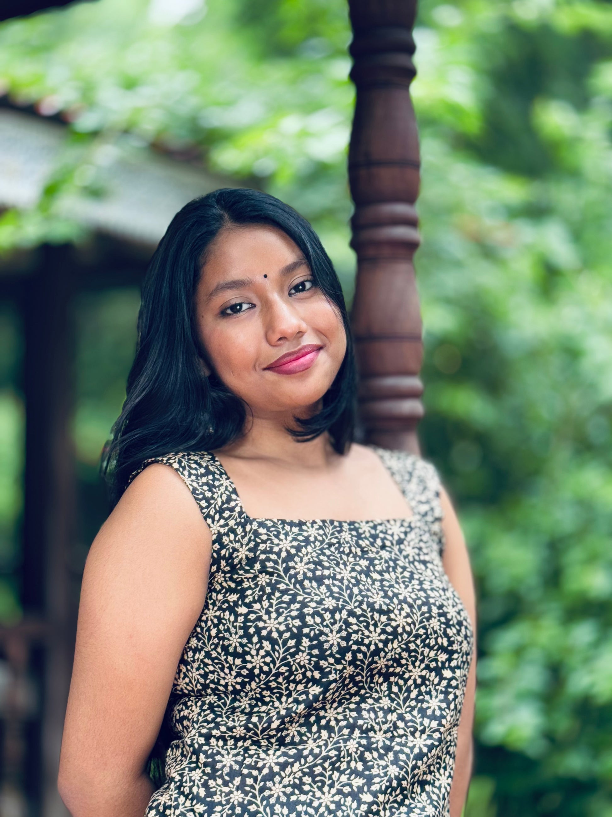 Kalindi (কালিন্দি) - Orbindo Cotton Sleeveless Short Kurti