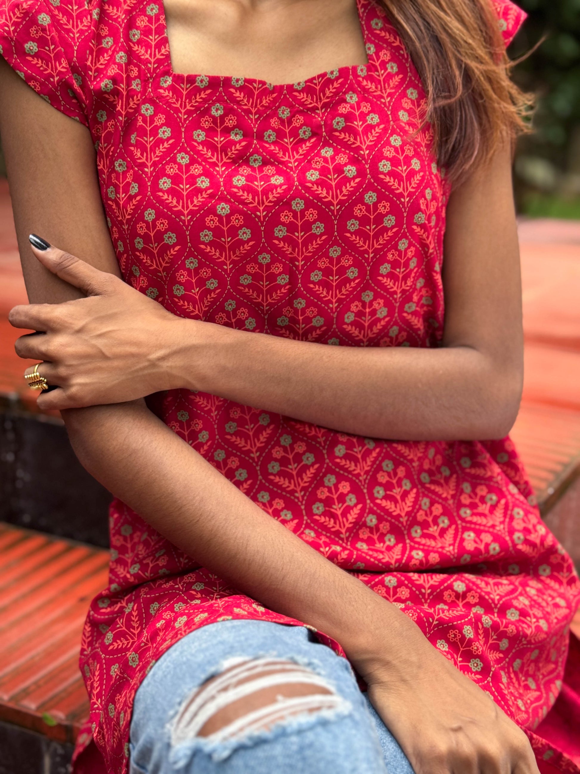 Lilabali (লীলাবালি) - Cotton Short Kurti
