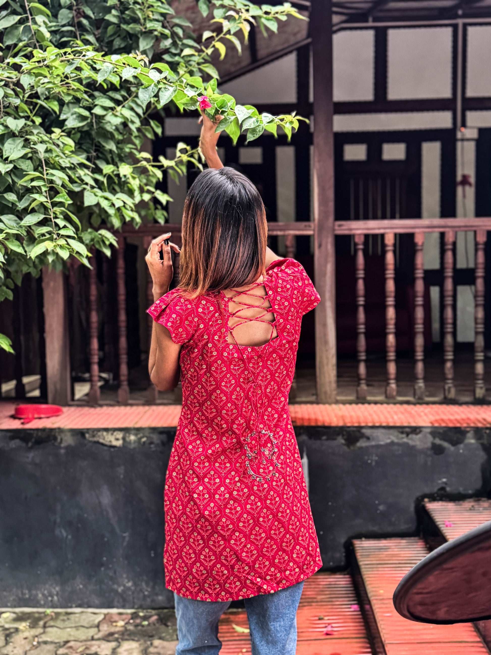 Lilabali (লীলাবালি) - Cotton Short Kurti