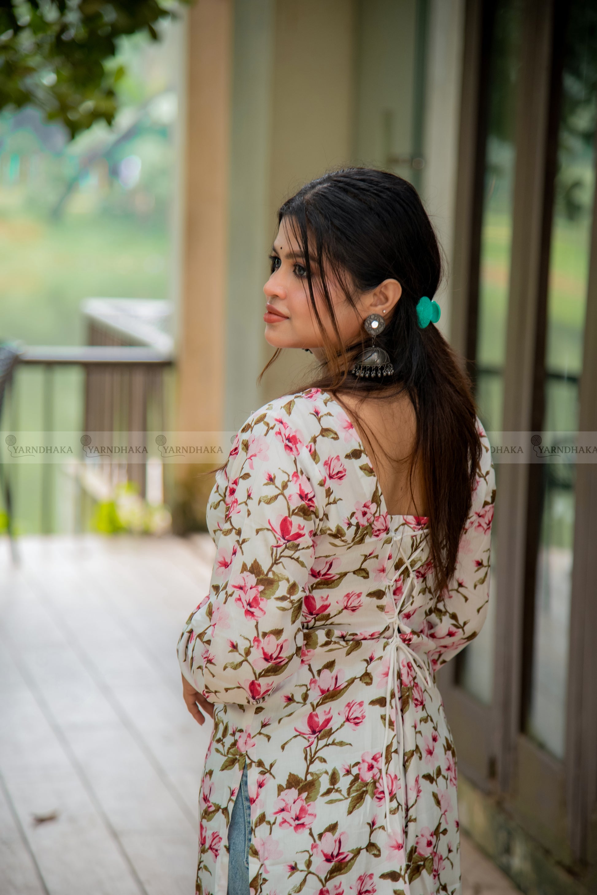 "blossom" crochet back kurti