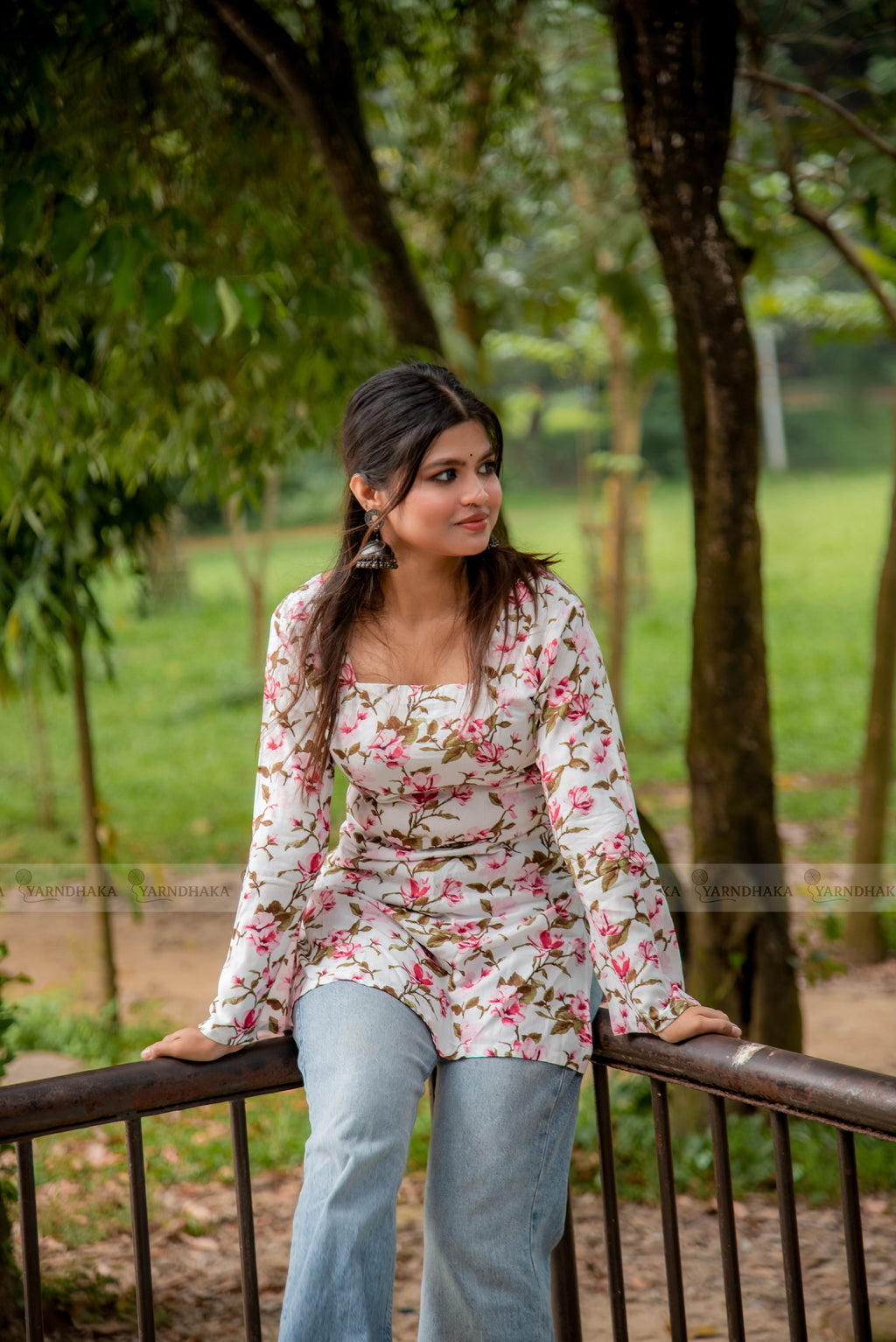 "blossom" crochet back kurti